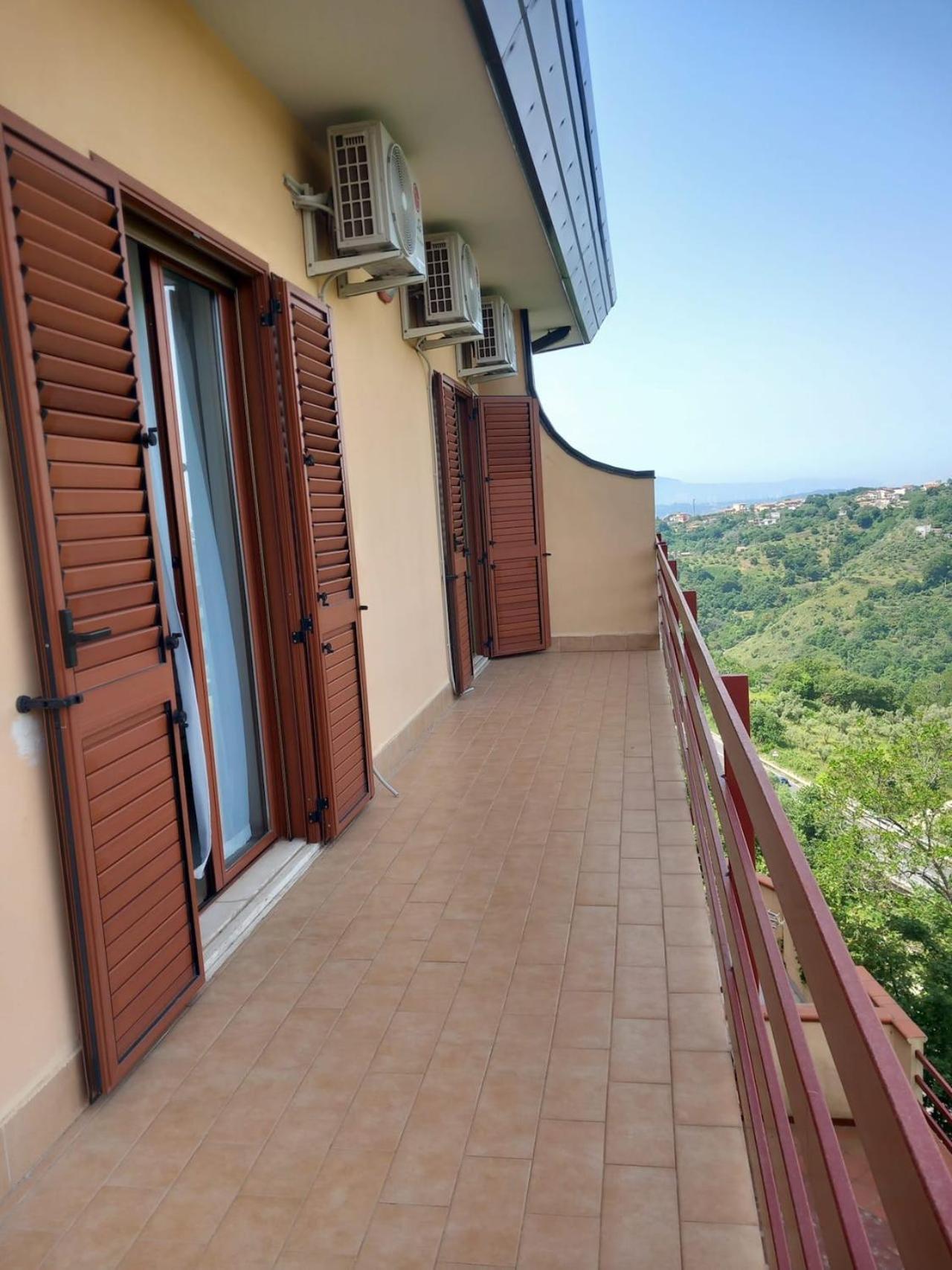 Piumahouse B&B Catanzaro Bagian luar foto